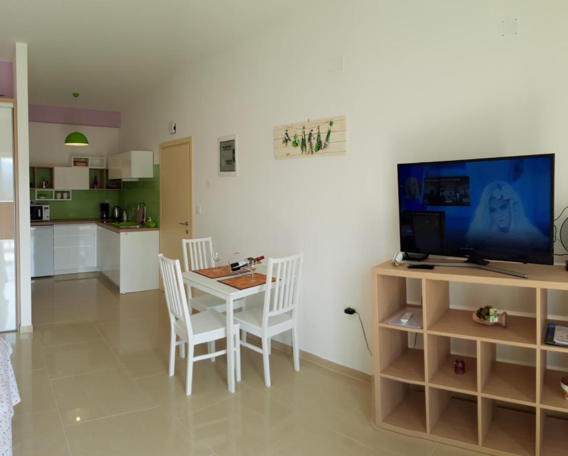 Mare And Terra Apartments Рабац Екстер'єр фото