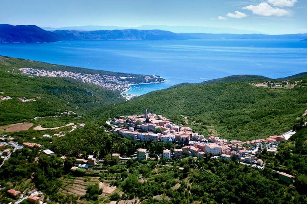 Mare And Terra Apartments Рабац Екстер'єр фото
